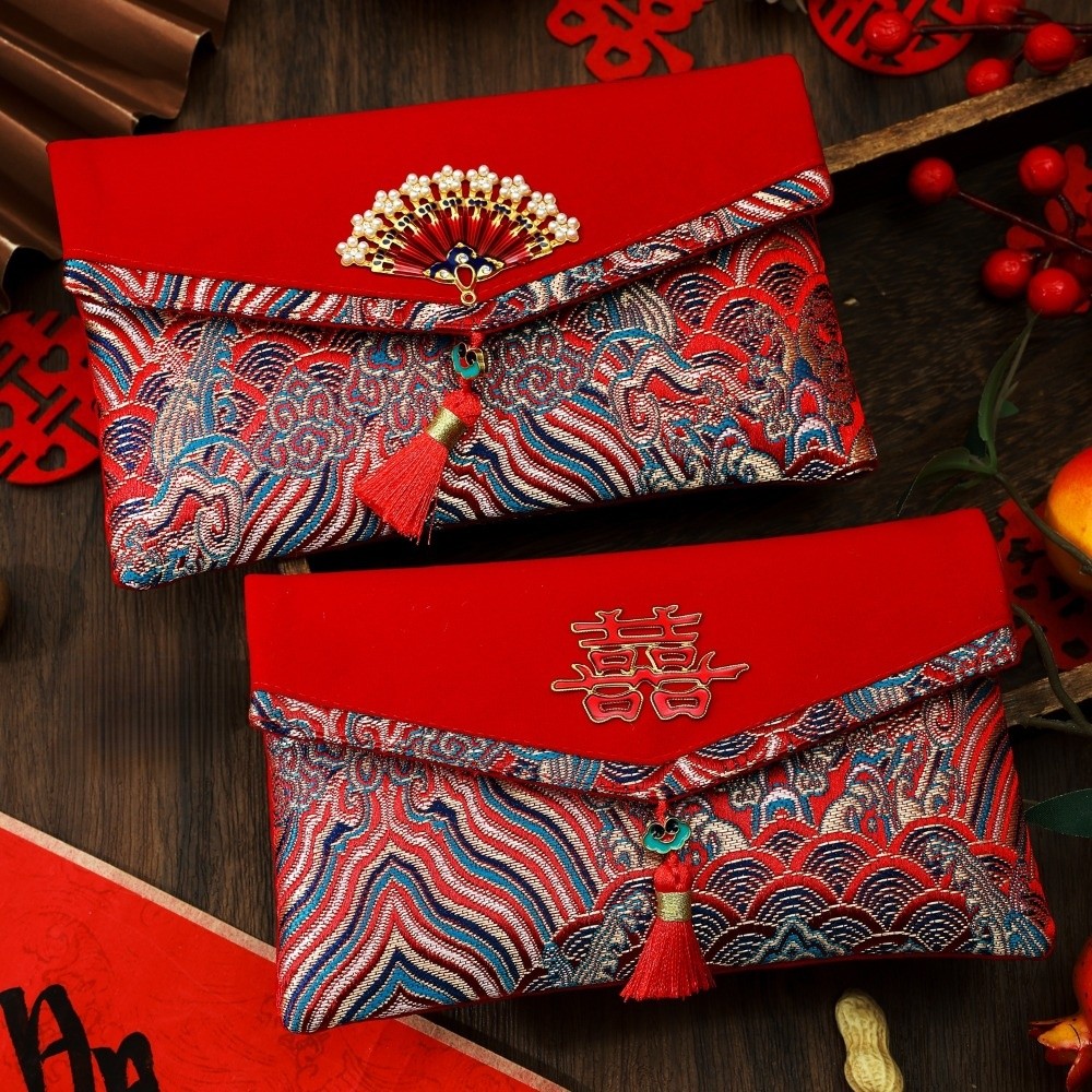 Embroidery House - Nouvel An chinois brocart enveloppe rouge