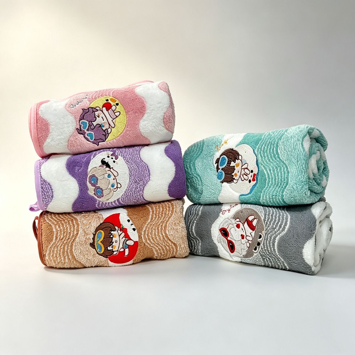 Embroidery Yarns - Serviette de toilette en polaire corail