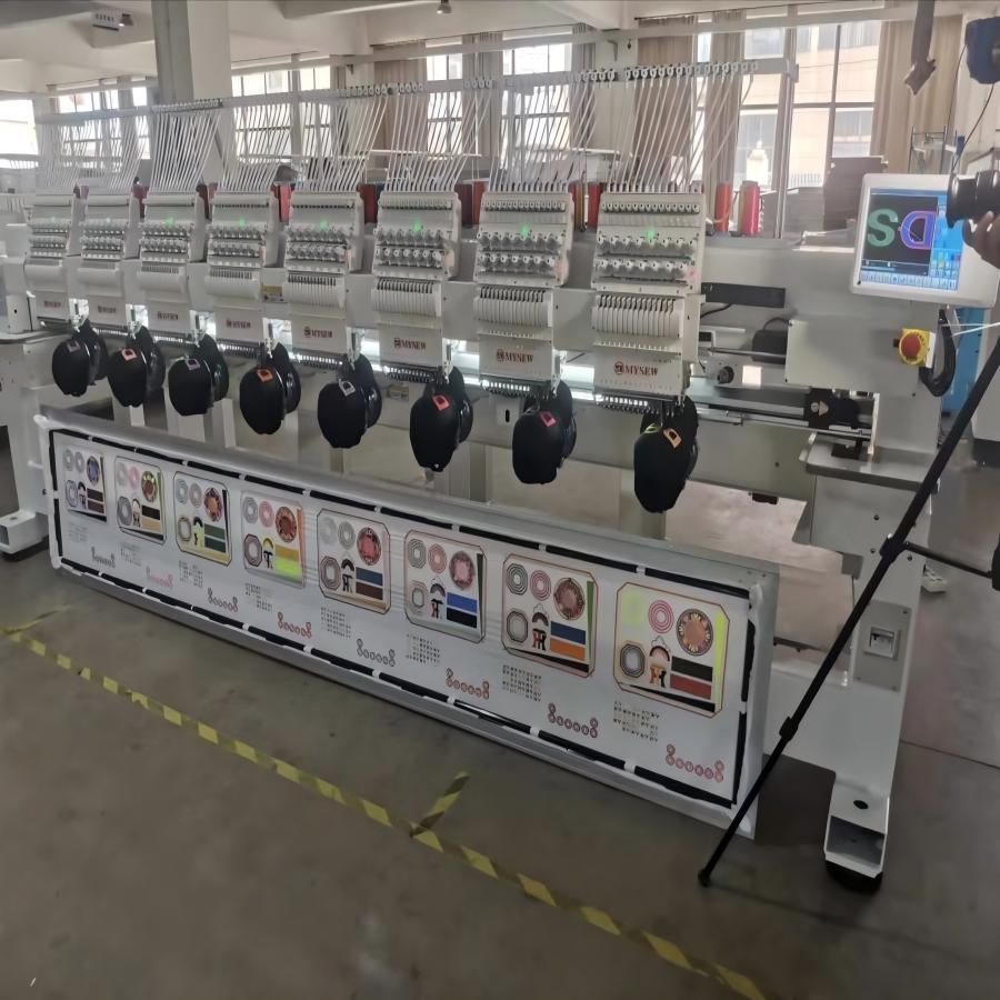 Embroidery Machine Computerized - Machine à broder industrielle informatisée automatique