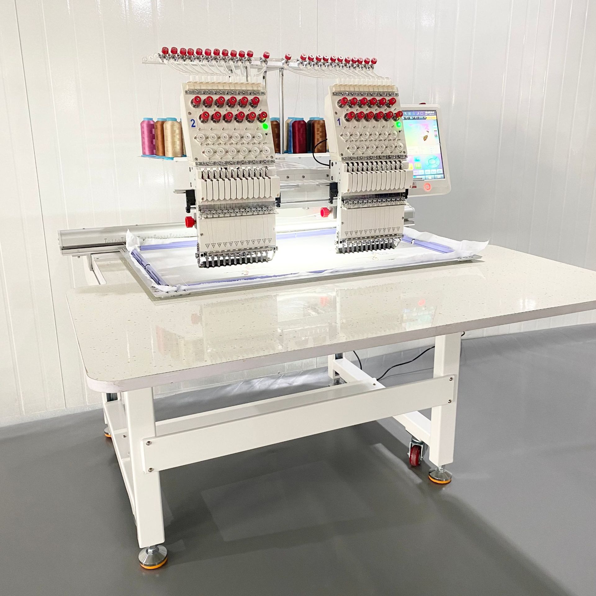 Machine à broder informatisée  - Embroidery Machine Computerized avis et prix