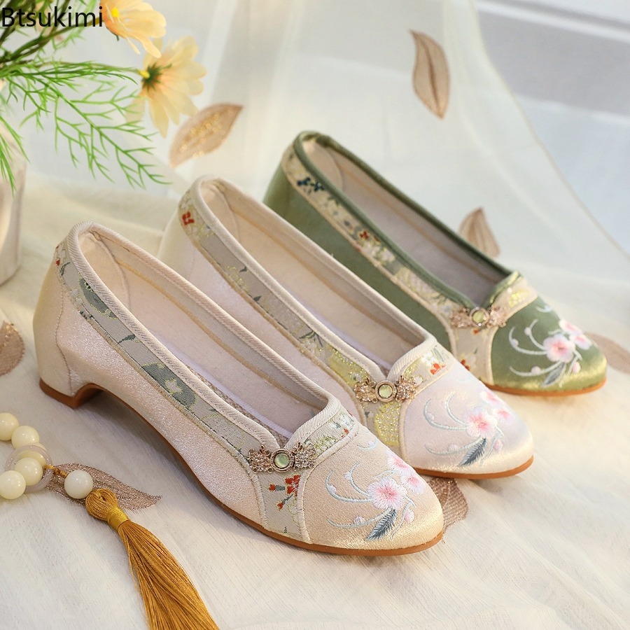 Nouvelles Chaussures pour Femm - Embroidery Cotton avis et prix