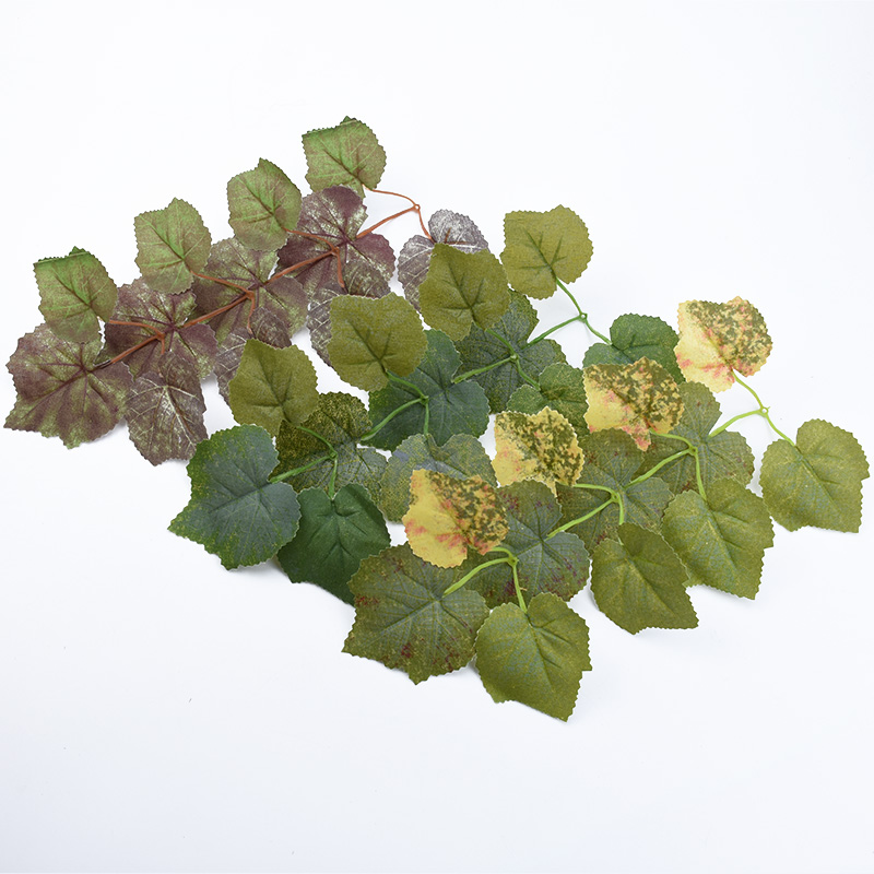 Feuilles d'érable en soie, 10  - Embroidery House avis et prix