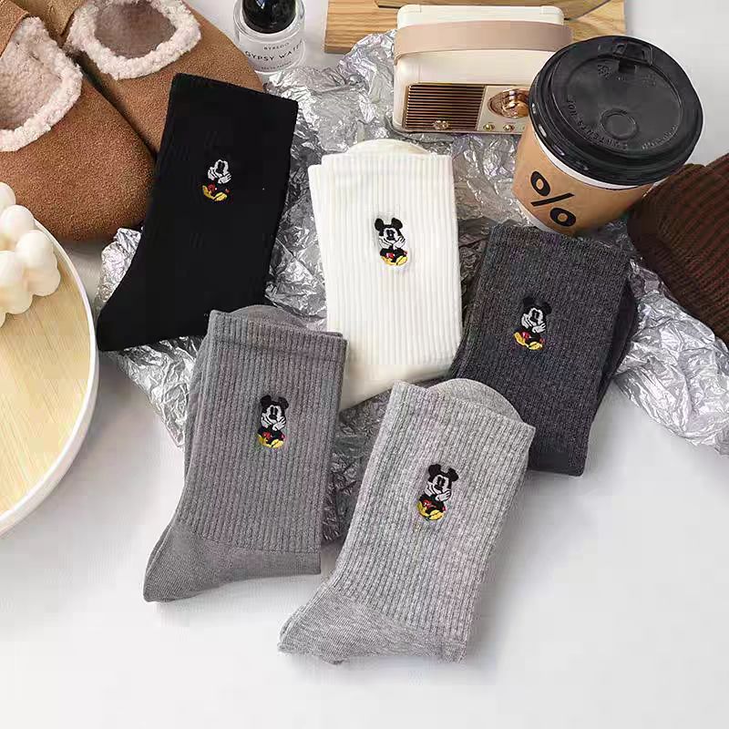 5 paires de chaussettes longue - Embroidery On Socks avis et prix