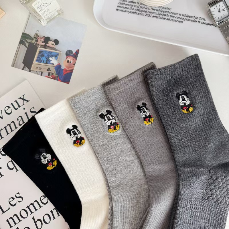5 paires de chaussettes longue - Embroidery On Socks avis et prix