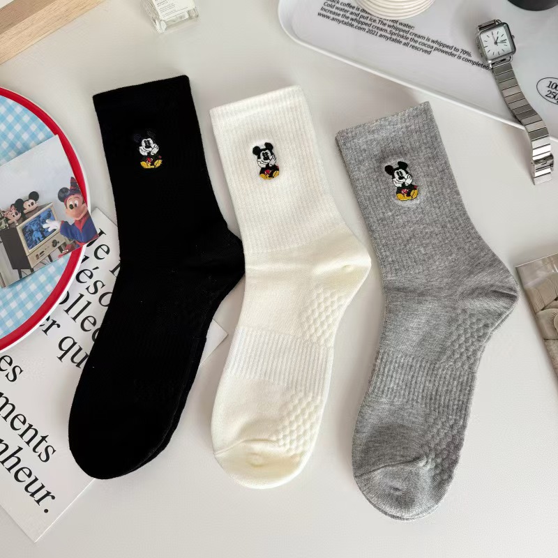 5 paires de chaussettes longue - Embroidery On Socks avis et prix