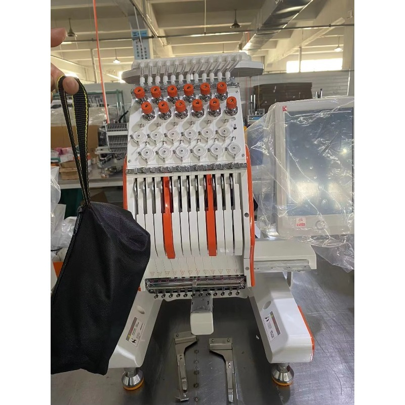 Machine à broder à grande vite - Embroidery Machine Computerized avis et prix